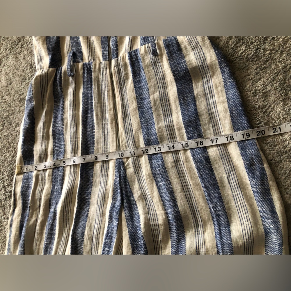 Alice + Olivia Marty Belted Striped Linen-Blend Jumpsuit - Picture 13 of 16